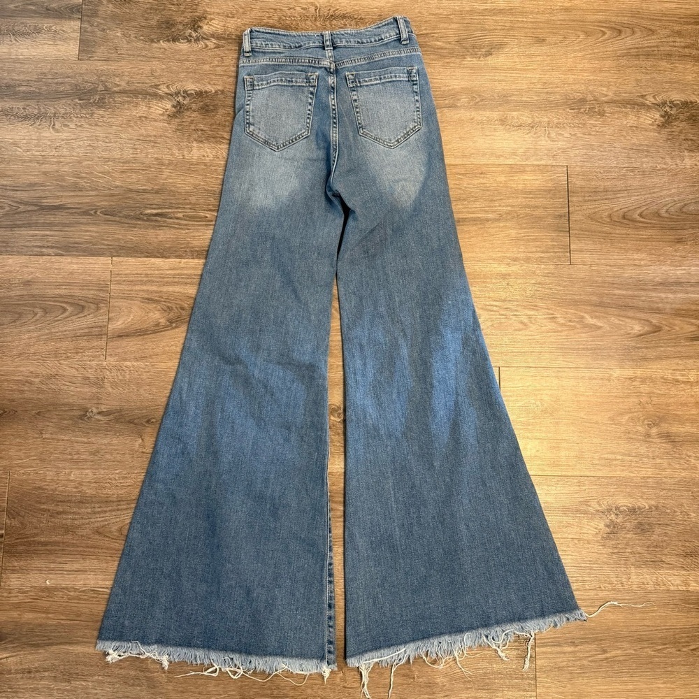 Uniq by Litz Distressed High Rise Wide Leg Flare Jeans size 25 - Picture 6 of 6